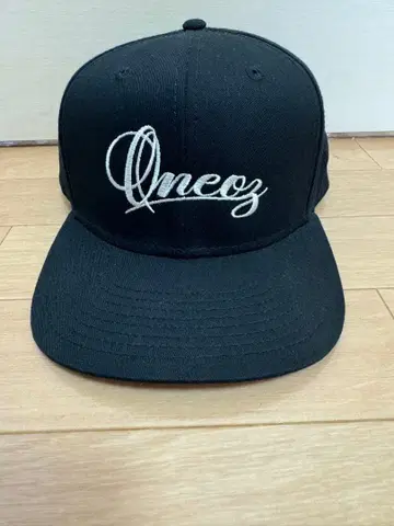 HIDE AND SEEK 야구 모자 Onez 나가세 토모야 착용