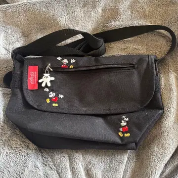 미키 자수 블랙 숄더백