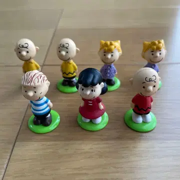 스누피 캐릭터 피규어 8체 세트