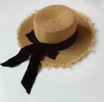 프린지 엣지의 스트로우 햇