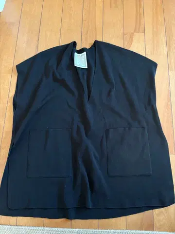 비어즐리 블랙 니트 베스트 F 사이즈 2 포켓