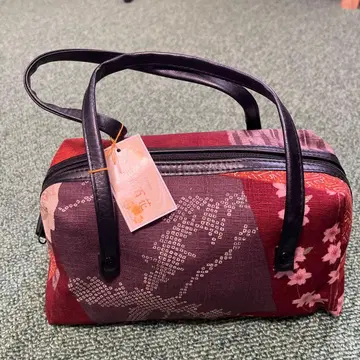 일본 의류용 백 빨간색 계열 꽃무늬