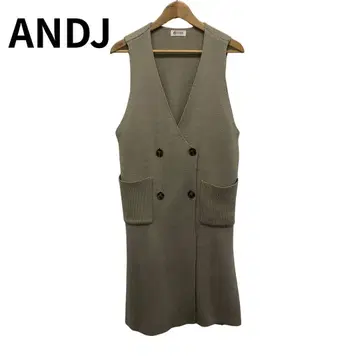 앤제이 베이지 계열 슬리브리스 니트 원피스 여성용 M