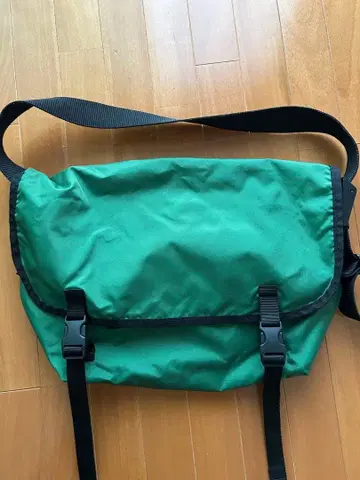 Creek Angler's Device 메신저 백