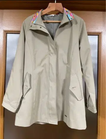 새상품, 미사용 초특가 판매 [레오나르] 코트 아우터