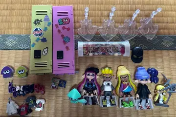 스플래툰 옷 갈아입히기 기어 컬렉션 세트