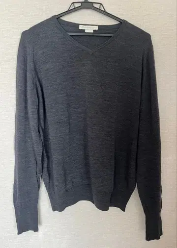 JOHN SMEDLEY 다크 그레이 V넥 니트