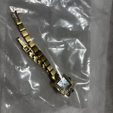 반돔 아오야마 손목시계