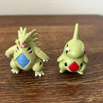 포켓몬 몬코레 초기 유기라, 애버라스