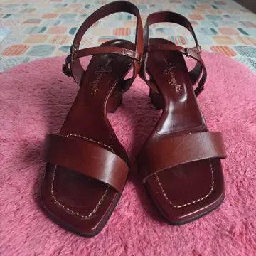 샌들 천연 가죽 긴자 카네마츠 24cm 새상품급