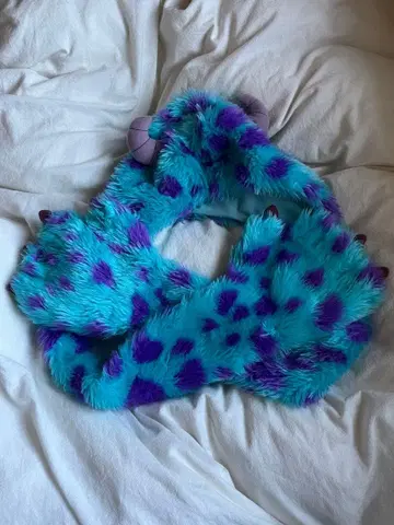 디즈니 샐리 팬캡 머플러