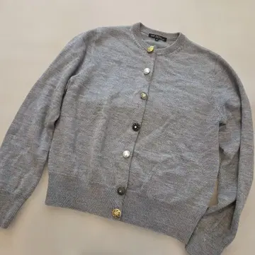 [ 새상품급 ] 23구 가디건 그레이 버튼 멋스러운 울100%