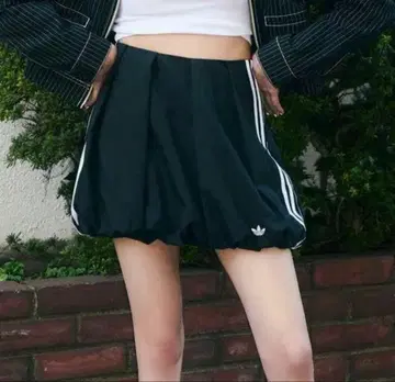 아디다스 오리지널 아디레니움 시즌 3 벌룬 스커트 S 사이즈