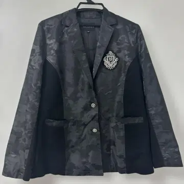 발렌자42 카모플라쥬 패턴 테일러드 자켓