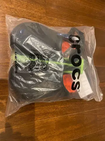 crocs 클로그 샌들 블랙/오렌지