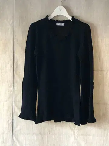 HIROKO BIS 블랙 긴팔 니트 플레어 슬리브 캐시미어 30%