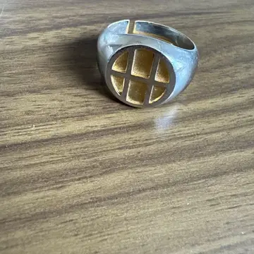 HUF 골드 격자무늬 반지