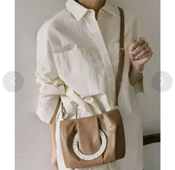 새상품 [ ear PAPILLONNER ] 서클 수지 숄더백 카멜