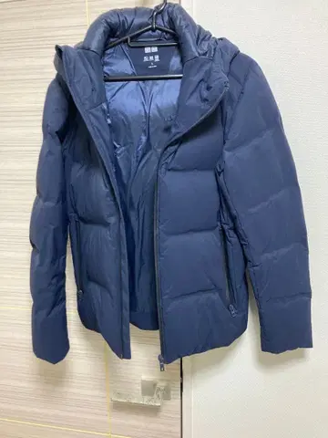 [몇 회 사용] UNIQLO 후드 부착 다운 자켓 S 네이비