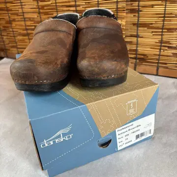 dansko 프로페셔널 사보 샌들 35