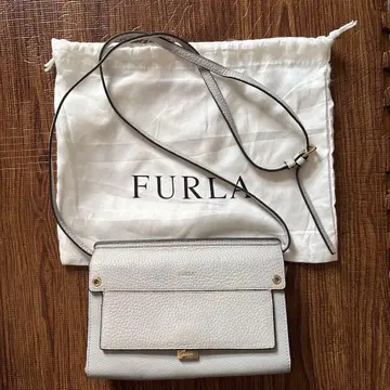 FURLA 그레이 숄더백 수납 가방 포함