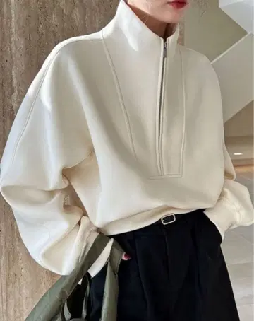 toujouage 하프 지퍼 넥 스웨트 셔츠