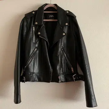 ZARA 블랙 가죽 자켓