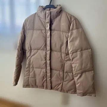 a.v.v 미쉘클랑 페더 다운 코트 M