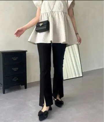 블랙 부츠컷 데님 슬릿 포함 PL 사이즈