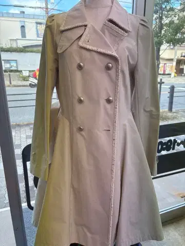 투 비 시크 트렌치코트 (라이너 포함) 하자 있음