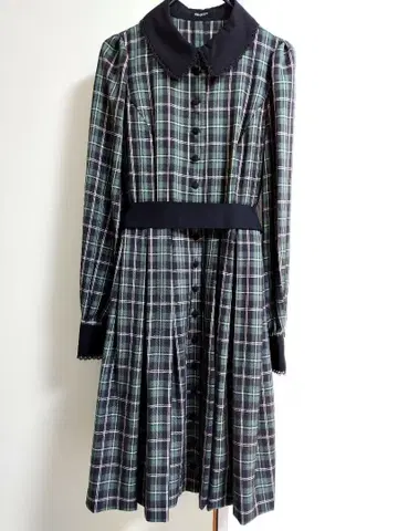 sheglit 클래시컬 체크 원피스