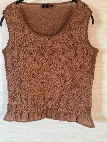 유키토리이 브라운 프릴 탱크탑