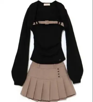 하이디 벨트 플리츠 세트 업 앤드메리 블랙