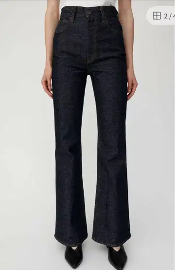 미사용 새상품 moussy 다크 블루 부츠컷 데님