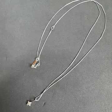 새상품급 엑셀코 다이아몬드 10k 실버 꽃 모티브 목걸이