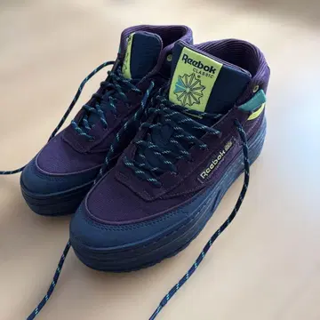 리복 통굽 스니커즈 23.0cm