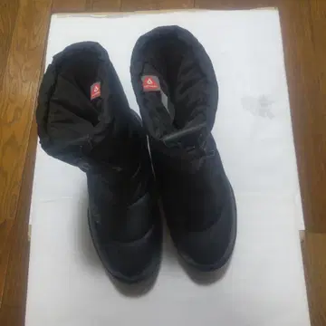 THE NORTH FACE 블랙 부츠