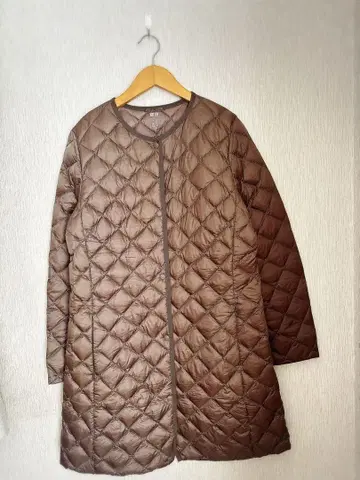 유니클로 울트라 라이트 다운 퀼팅 노카라 코트 L