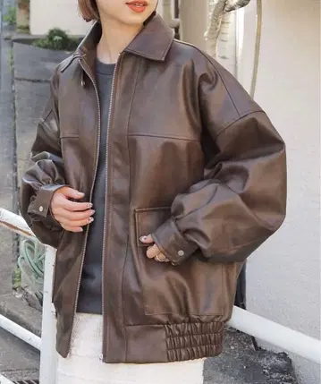 tiptop 브라운 인조 가죽 블루종