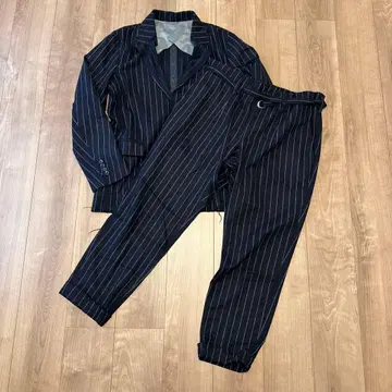 tim. 팀 스트라이프 캐주얼 셋업