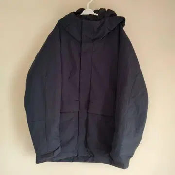 유니클로 하이브리드 다운 후드티 M 사이즈