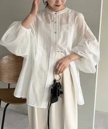 [ CAPRICIEUX LE'MAGE ] 퍼프 시어 셔츠