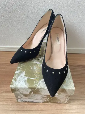 세븐틴 투엘브 서티 하이힐 23.5