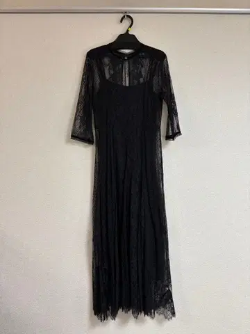 [ FRAY I.D ] 클래시컬 레이스 롱 드레스