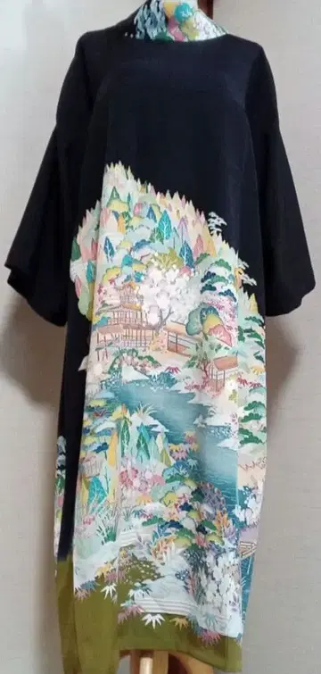 블랙 전통 예복 기모노 리메이크 원피스 옅은 색조