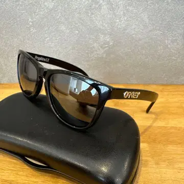 OAKLEY FROGSKINS LX OO2039-01