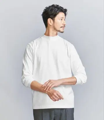 BY UNITED ARROWS 클리어 가스 코튼 모크넥 티셔츠