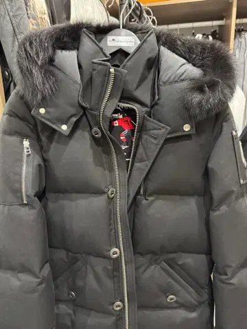 Moose Knuckles 다운 자켓 블랙 거의 새상품