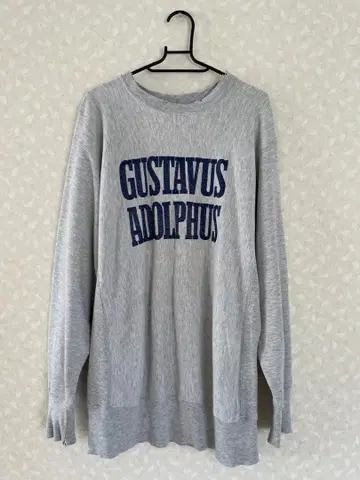 Used Champion 칼리지 로고 맨투맨 Made in USA.