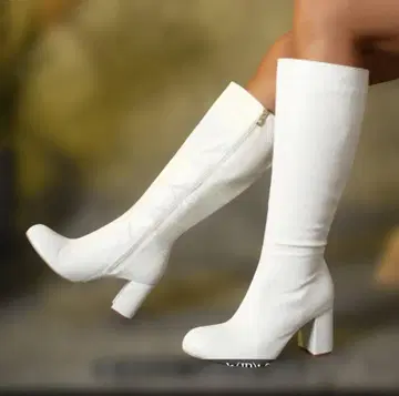 화이트 롱 부츠 24cm 미사용 새상품